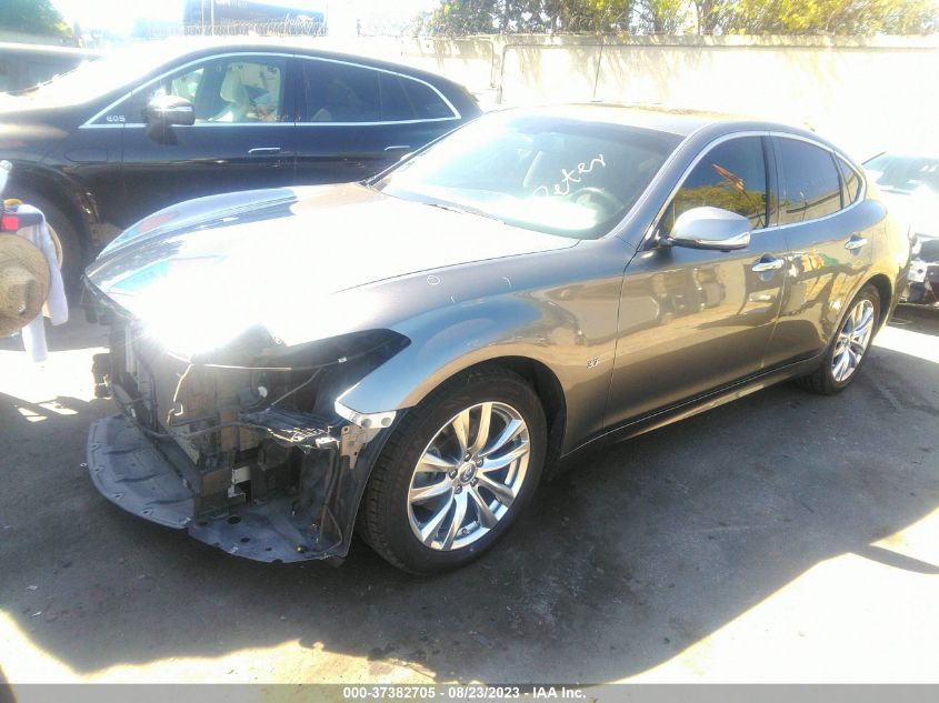 2018 INFINITI Q70 3.7 LUXE - JN1BY1AP3JM180431