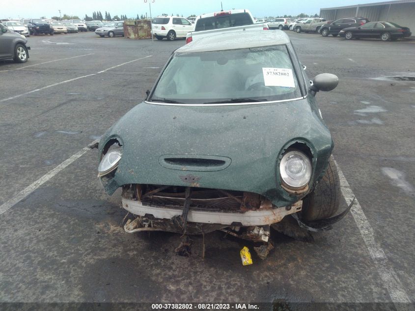 2016 MINI COOPER CLUBMAN S WMWLN9C57G2E48132