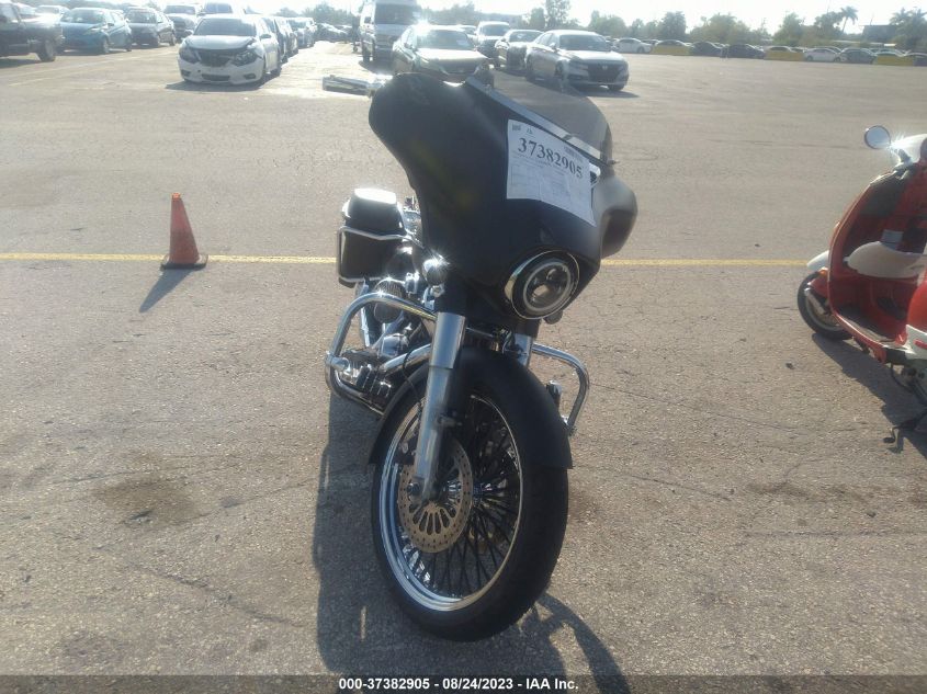 2017 HARLEY-DAVIDSON FLHXS STREET GLIDE SPECIAL - 1HD1KRC11HB659646