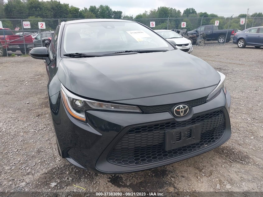VIN 5YFEPMAE6MP185699 2021 TOYOTA COROLLA LE