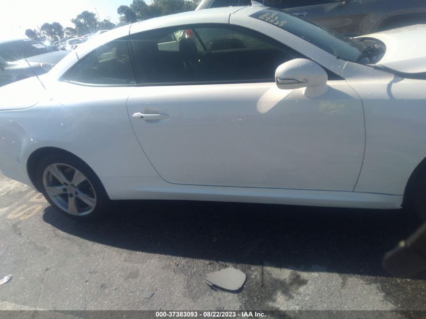 2014 LEXUS IS 250C JTHFF2C24E2531729