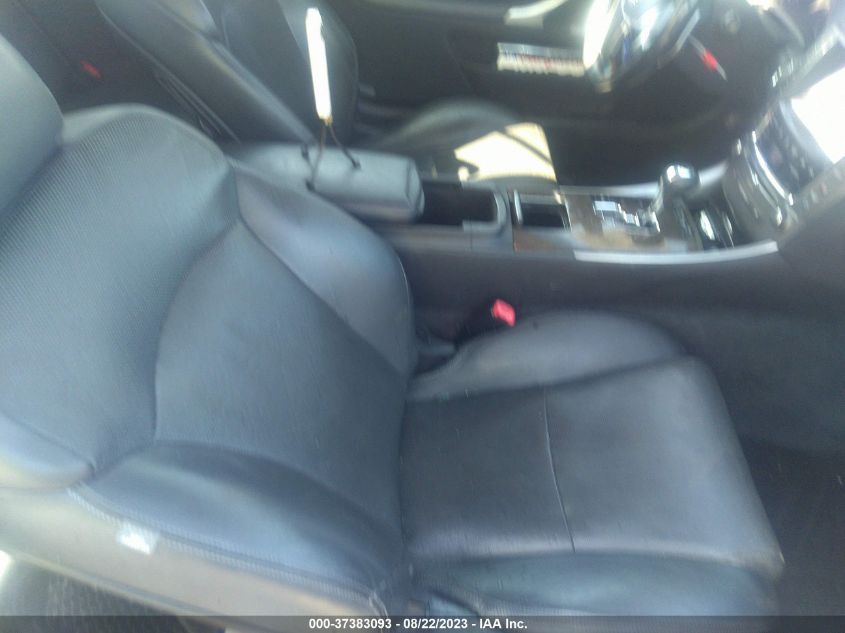 2014 LEXUS IS 250C JTHFF2C24E2531729