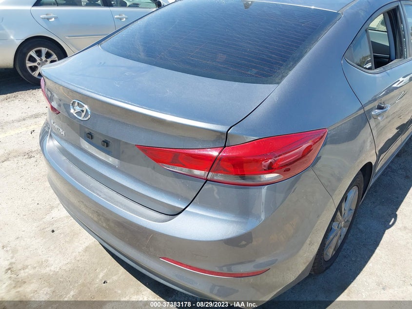 VIN 5NPD84LF7JH287228 2018 HYUNDAI ELANTRA SEL