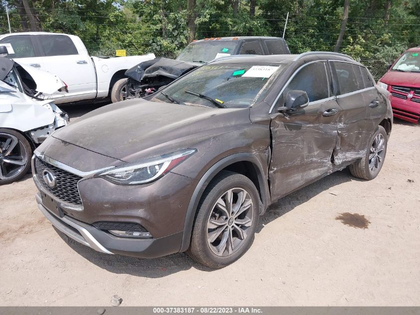 2018 INFINITI QX30 PREMIUM SJKCH5CR3JA047898