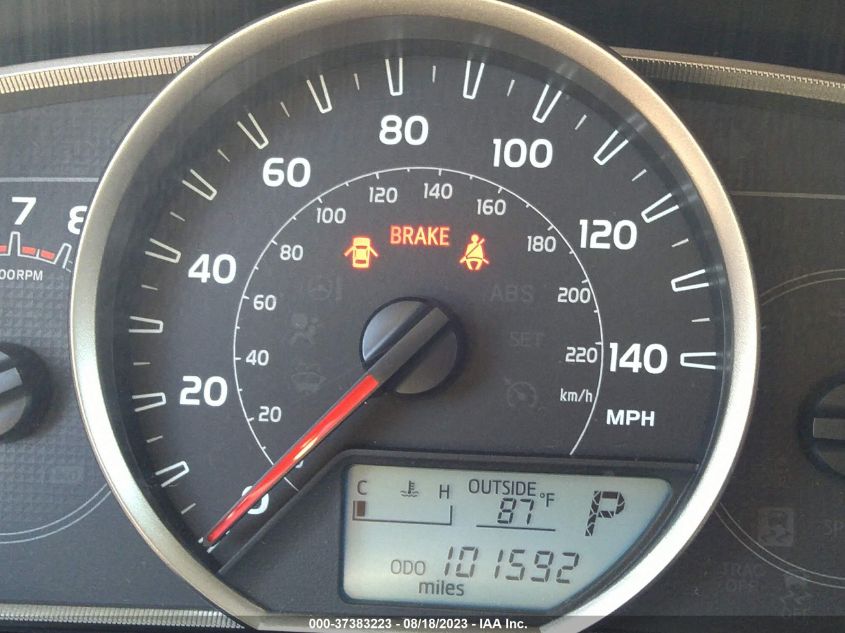 2015 TOYOTA RAV4 XLE - 2T3WFREV1FW159194