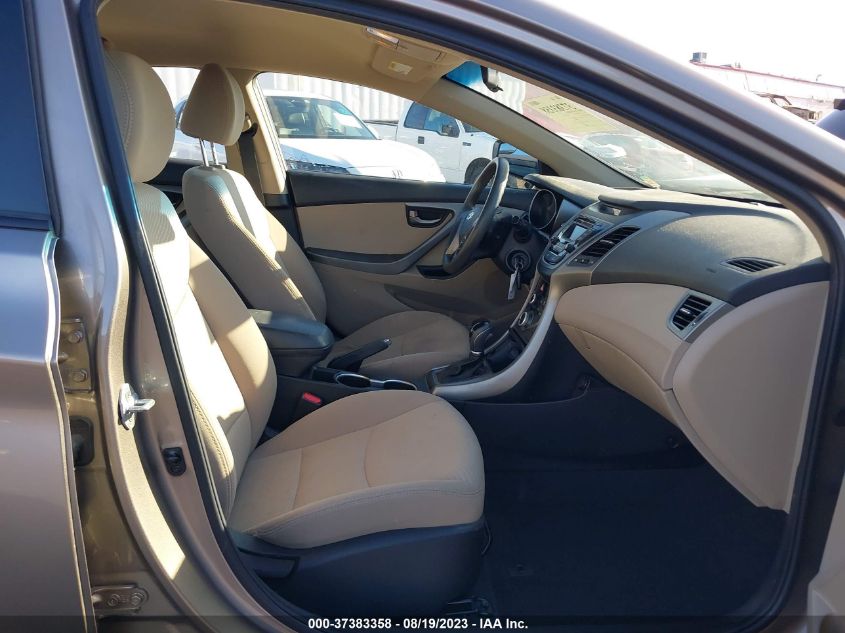 2015 HYUNDAI ELANTRA SE - 5NPDH4AE5FH623122