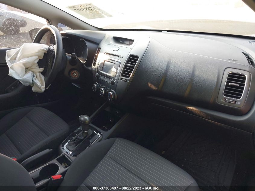 2017 KIA FORTE LX - 3KPFL4A73HE132192