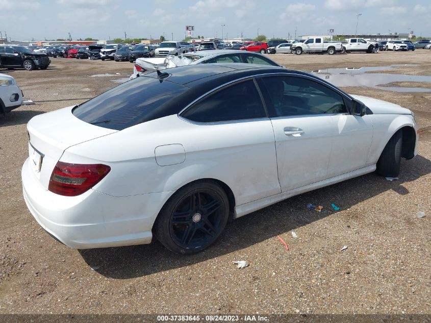 2013 MERCEDES-BENZ C-CLASS C 250 - WDDGJ4HB4DG103420