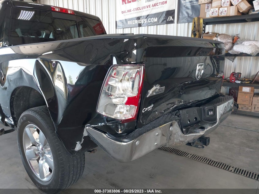 VIN 1C6RR7LG9HS839781 2017 RAM 1500