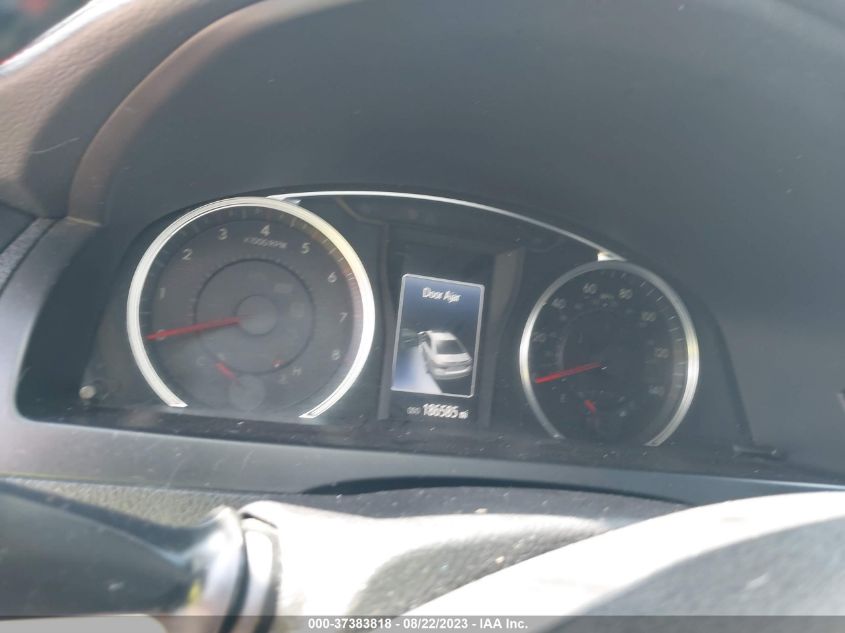 2015 TOYOTA CAMRY SE - 4T1BF1FK4FU057272