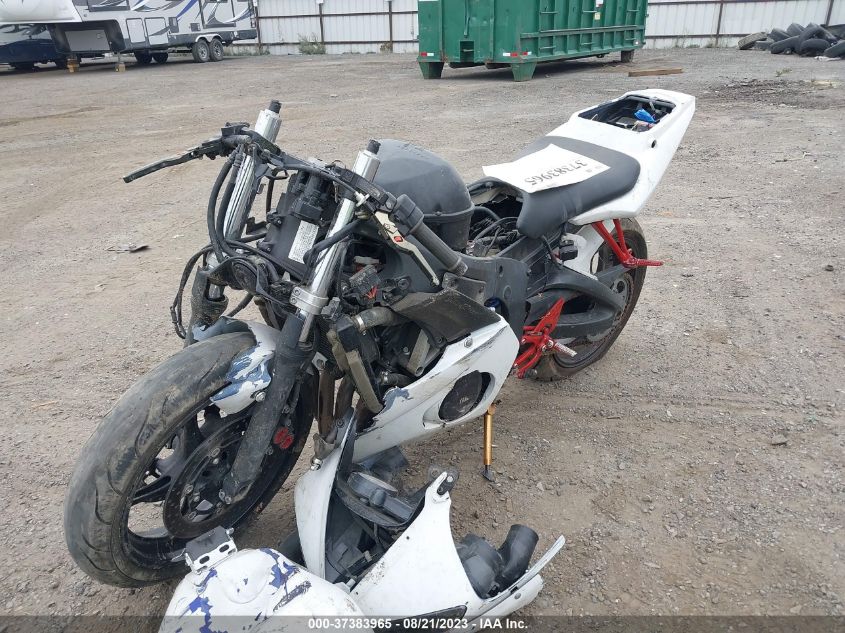 2004 YAMAHA YZFR6 L JYARJ06E94A013705