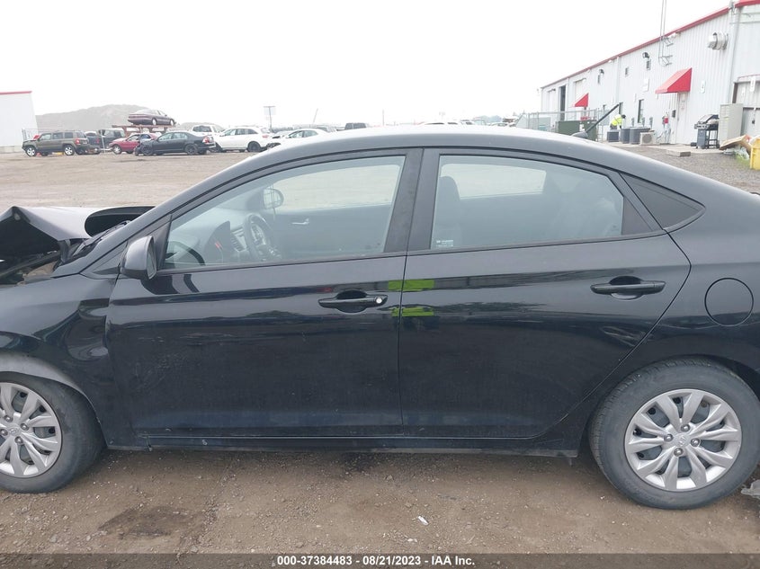 VIN 3KPC24A31KE085318 2019 HYUNDAI ACCENT SE