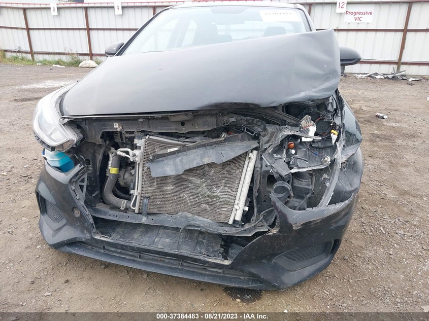 VIN 3KPC24A31KE085318 2019 HYUNDAI ACCENT SE