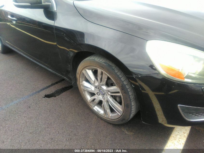 2013 VOLVO S60 T5 - YV1612FS5D2202879