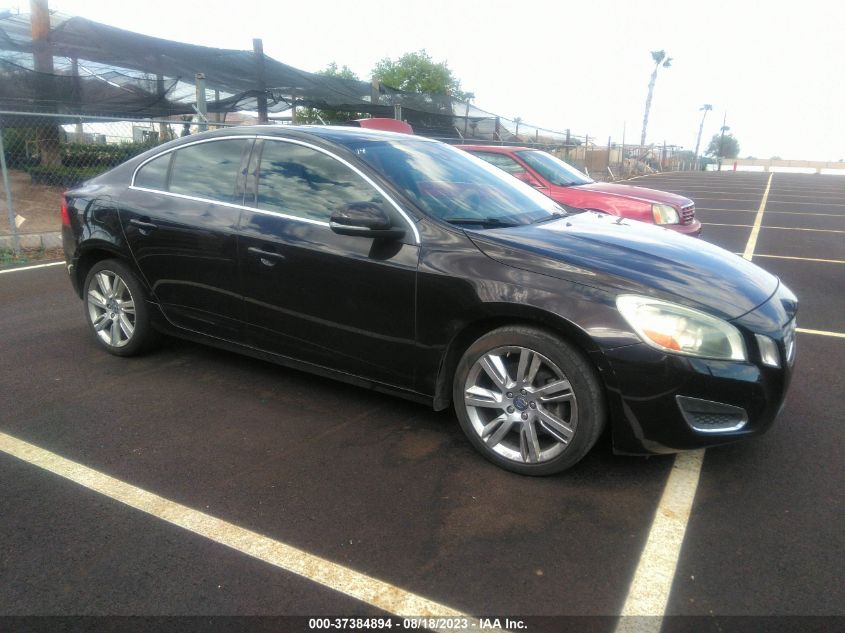 2013 VOLVO S60 T5 - YV1612FS5D2202879