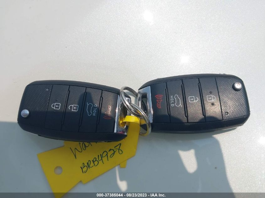2017 KIA SOUL + - KNDJP3A51H7498157