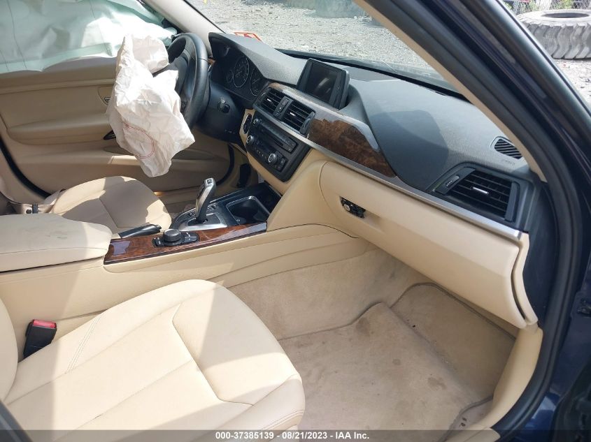2015 BMW 3 SERIES 320I XDRIVE - WBA3C3C56FK201263