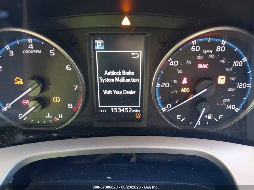 VIN JTMRFREVXHJ116360 2017 TOYOTA RAV4 XLE