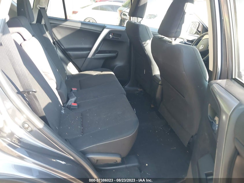 VIN JTMRFREVXHJ116360 2017 TOYOTA RAV4 XLE