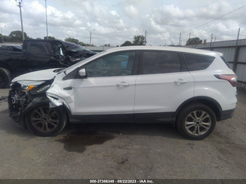 2017 FORD ESCAPE SE - 1FMCU0GD7HUC86245