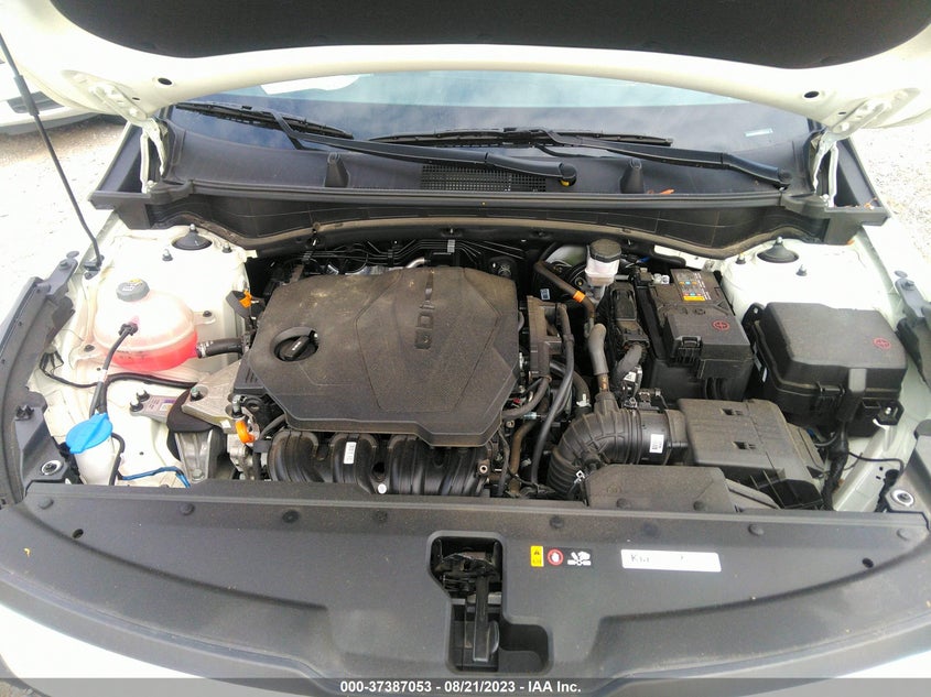 VIN: KNDPU3AF9P7033670 2023 KIA SPORTAGE LX