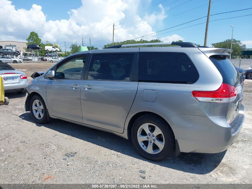2013 TOYOTA SIENNA LE - 5TDKK3DC4DS356589