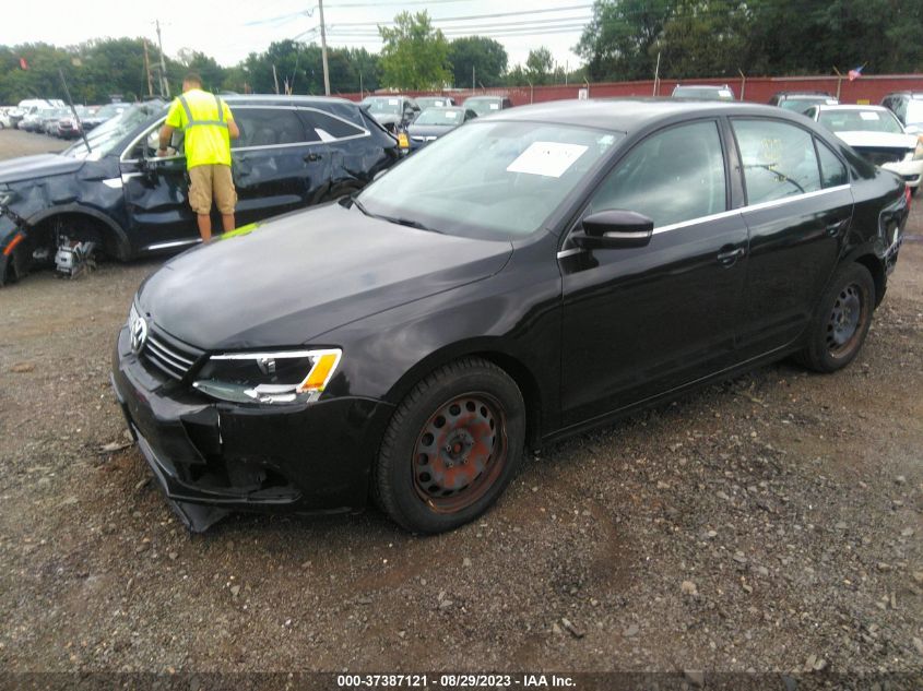 2013 VOLKSWAGEN JETTA SEDAN SE - 3VWDP7AJ6DM354781