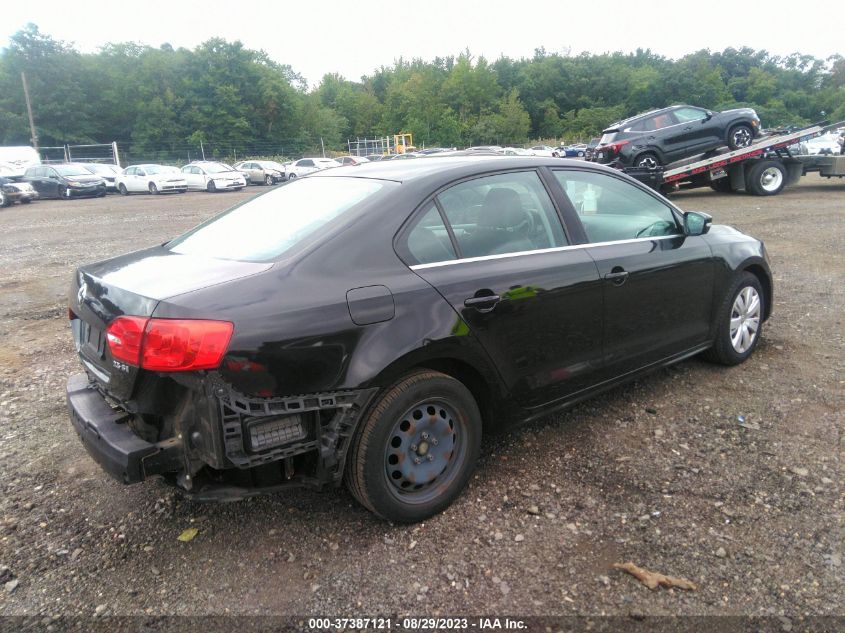 2013 VOLKSWAGEN JETTA SEDAN SE - 3VWDP7AJ6DM354781