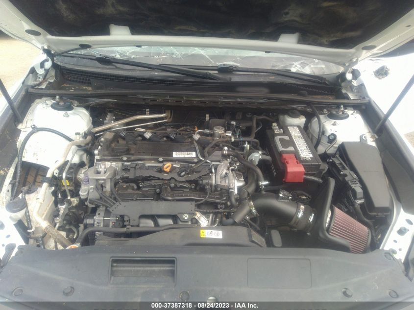 2018 TOYOTA CAMRY LE/SE/XLE/L - 4T1B11HKXJU673790