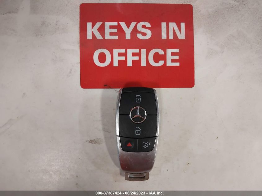 2020 MERCEDES-BENZ A-CLASS A 220 - W1K3G4FB8LJ235789