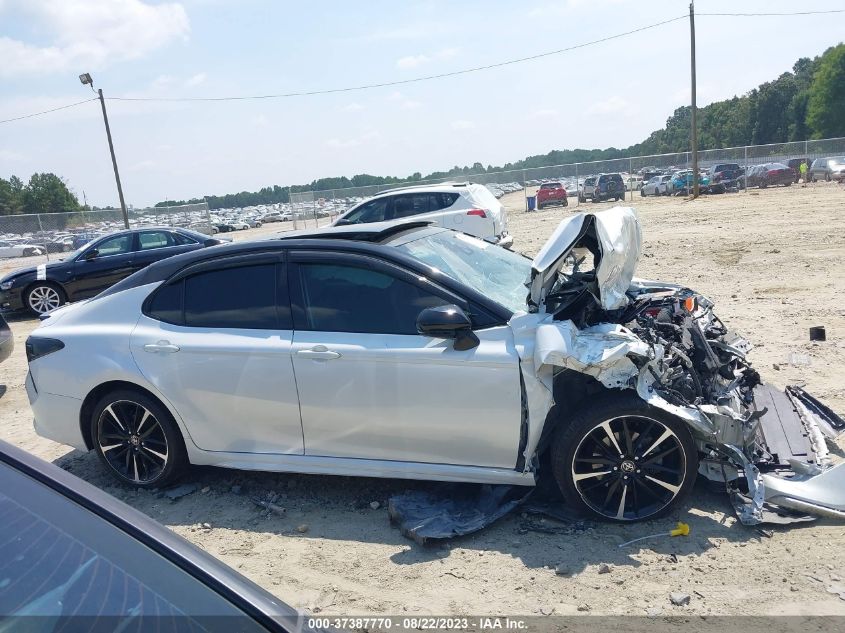 2020 TOYOTA CAMRY XSE - 4T1K61AK5LU375808