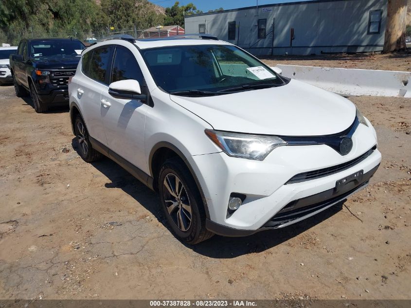 2016 TOYOTA RAV4 XLE - JTMWFREVXGD085434