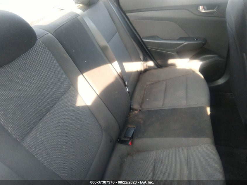 VIN 3KPC24A33KE045175 2019 HYUNDAI ACCENT SE
