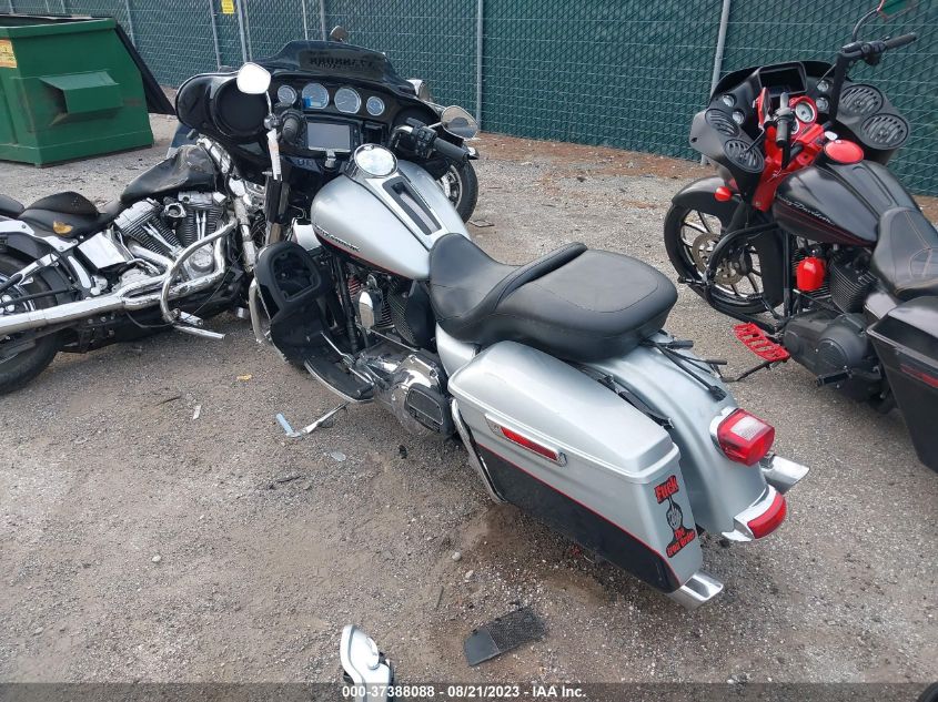 2015 HARLEY-DAVIDSON FLHTK ULTRA LIMITED - 1HD1KEL16FB628723