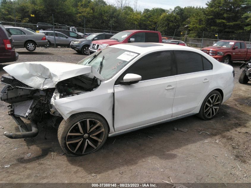 2013 VOLKSWAGEN GLI AUTOBAHN W/NAV 3VW567AJ5DM232162