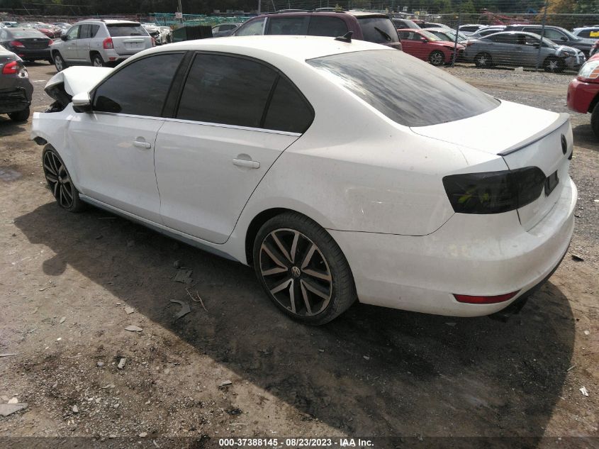 2013 VOLKSWAGEN GLI AUTOBAHN W/NAV 3VW567AJ5DM232162