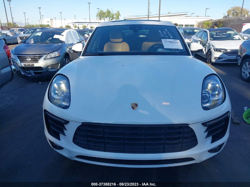 2017 PORSCHE MACAN - WP1AA2A55HLB80740