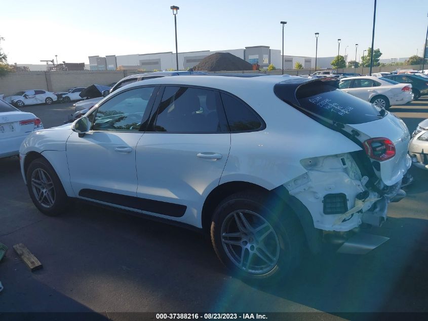 2017 PORSCHE MACAN - WP1AA2A55HLB80740