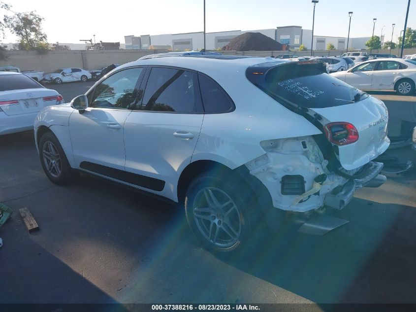 2017 PORSCHE MACAN - WP1AA2A55HLB80740