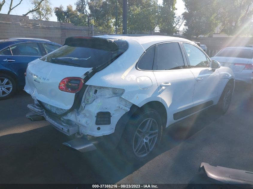 2017 PORSCHE MACAN - WP1AA2A55HLB80740