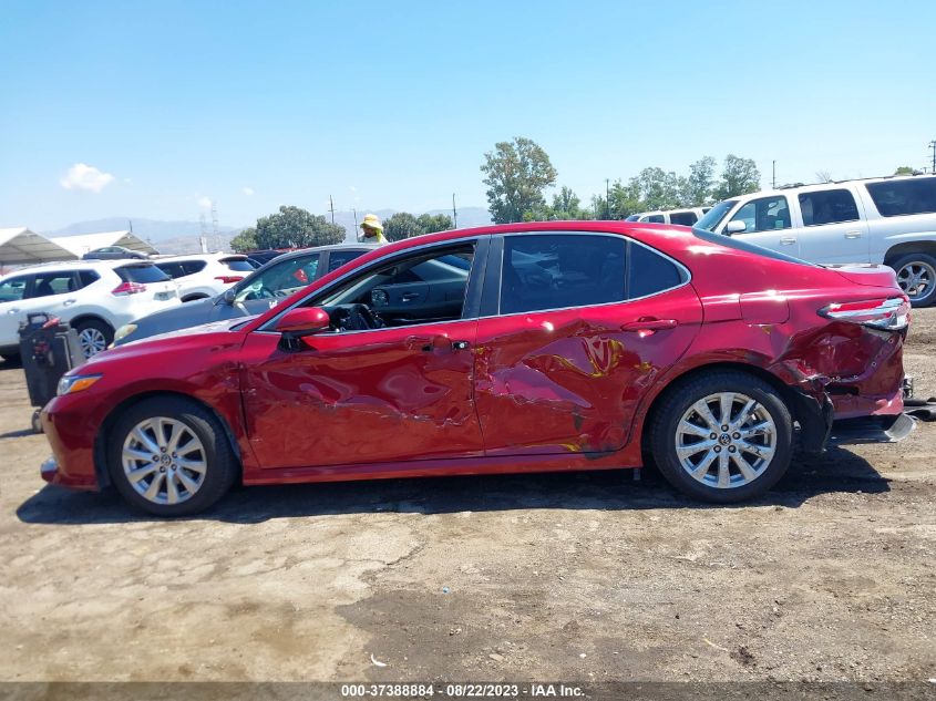 2018 TOYOTA CAMRY LE/SE/XLE/L - 4T1B11HK8JU625401