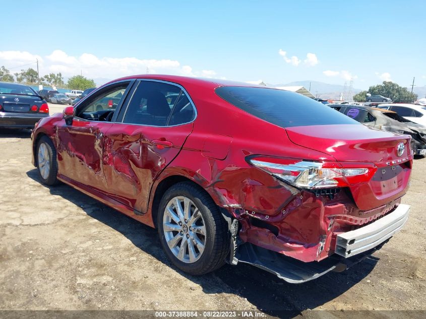 2018 TOYOTA CAMRY LE/SE/XLE/L - 4T1B11HK8JU625401