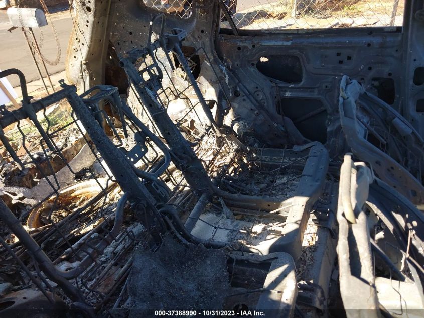 2017 NISSAN ROGUE SV - 5N1AT2MV6HC761621