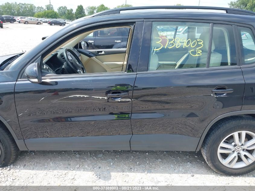 2017 VOLKSWAGEN TIGUAN S/LIMITED - WVGBV7AX2HK010619