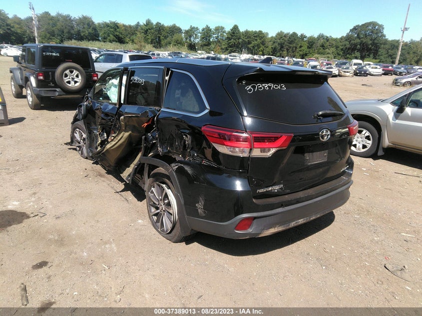VIN 5TDJZRFHXHS368125 2017 TOYOTA HIGHLANDER XLE/SE
