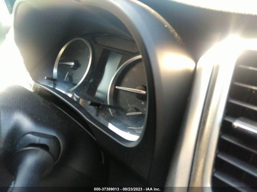 VIN 5TDJZRFHXHS368125 2017 TOYOTA HIGHLANDER XLE/SE