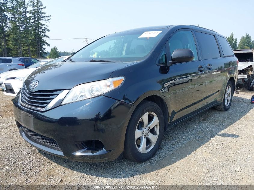 5TDKZ3DC3HS801440 2017 TOYOTA SIENNA, photo no. 2