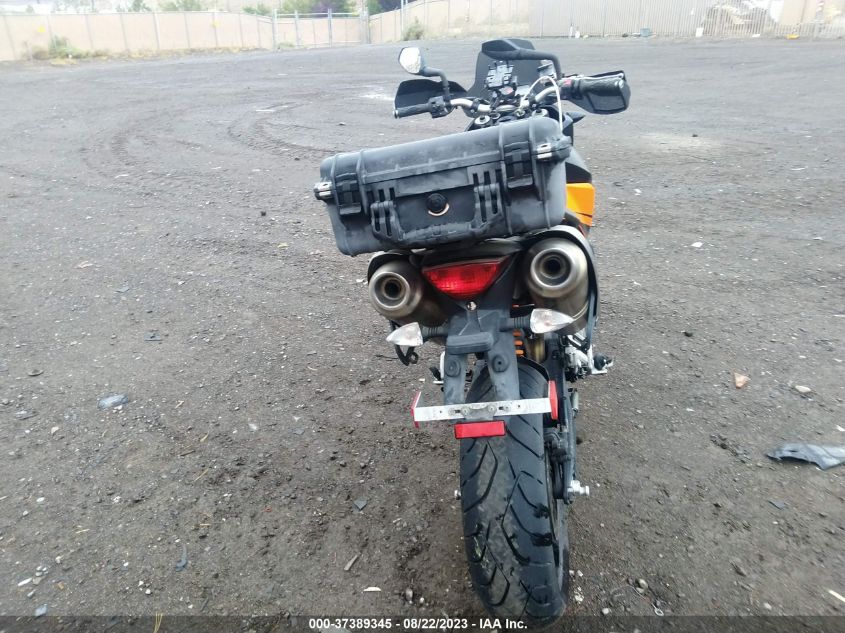 2010 KTM 990 SUPERMOTO/TOURING - VBKVS9405AM969316