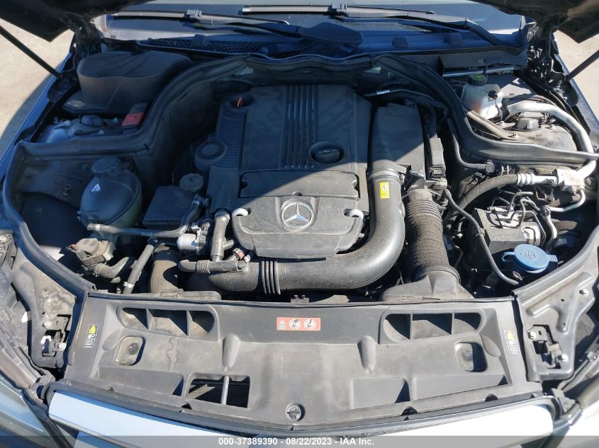 2013 MERCEDES-BENZ C-CLASS C 250 - WDDGJ4HB2DG038101