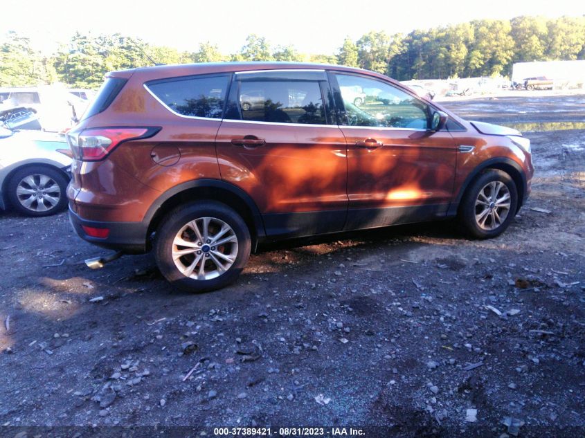 2017 FORD ESCAPE SE - 1FMCU0GD0HUE55618